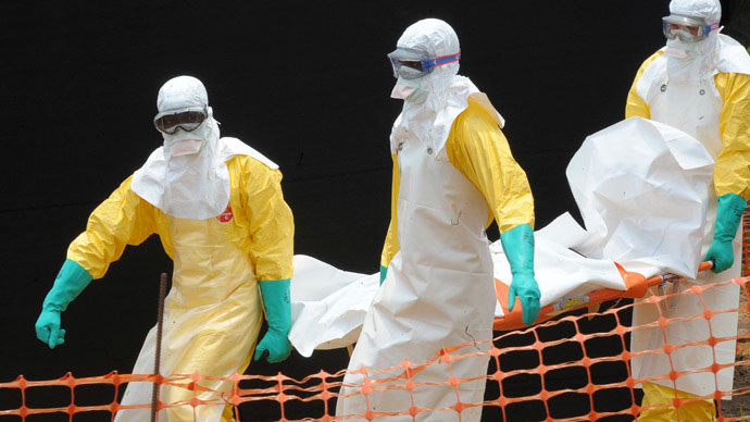Abaganga bavura abafashwe na Ebola basabwa kwirinda cyane ko hari aho bahurira n'umubiri w'uwanduye.