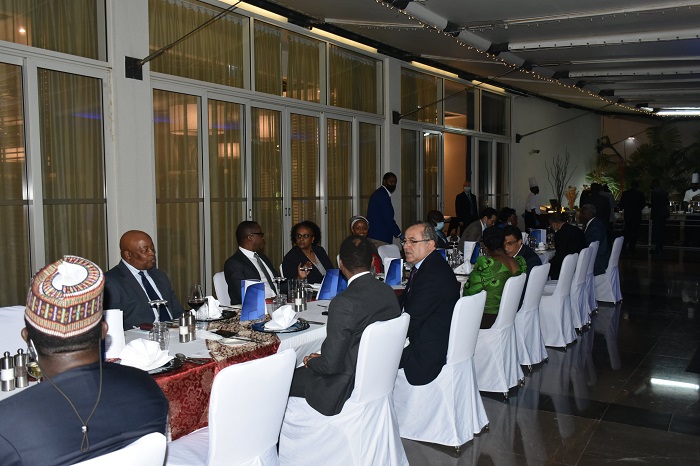Abahagarariye ibihugu byabo mu Rwanda bakiriwe na Minisitiri Dr Biruta