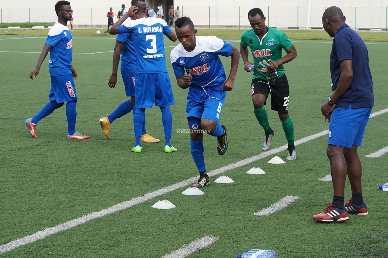 Muhire Kevin na Kassim Nzayisenga bishyushya mbere y'umukino