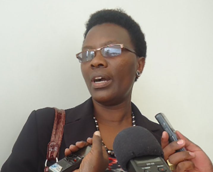 Guhinga ibihumyo bimwinjiriza amafaranga ibihumbi 150 ku kwezi.