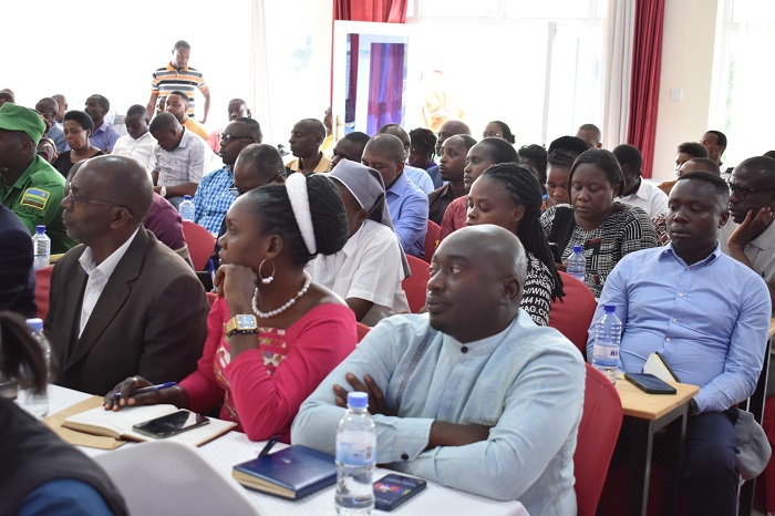 Abitabiriye ibyo biganiro biyemeje kugira ingamba bafatira ikibazo cy