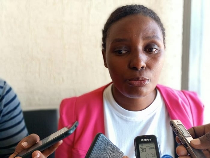 Samira Umutoni wavuwe indwara yo mu bwonko agahita agira ubumuga, ubu yongeye kuba muzima kubera abo baganga