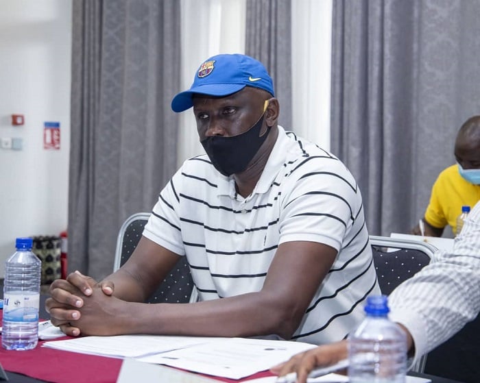 Perezida wa komisiyo y'amatora Richard Murefu