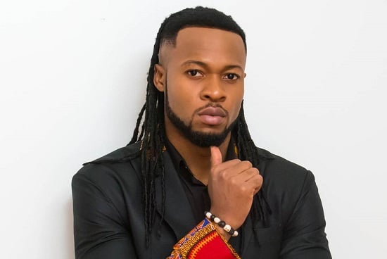 Flavour Nabania yapfushije umubyeyi we