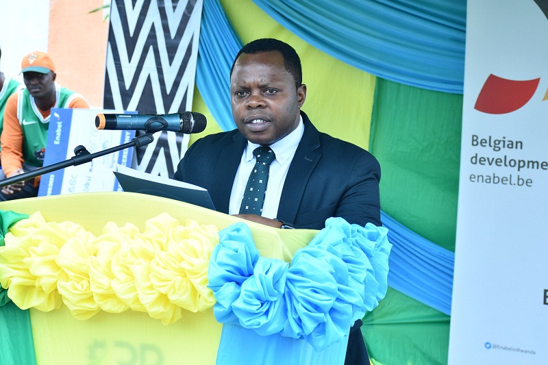 Minsitiri Utumatwishima yashimiye Musanze FC