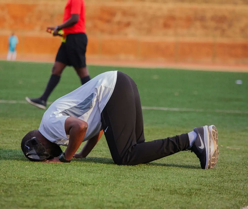 Coach Muhire Hassan wa Sunrise FC ashima imana nyuma yo gutsinda Etoile de l'Est 