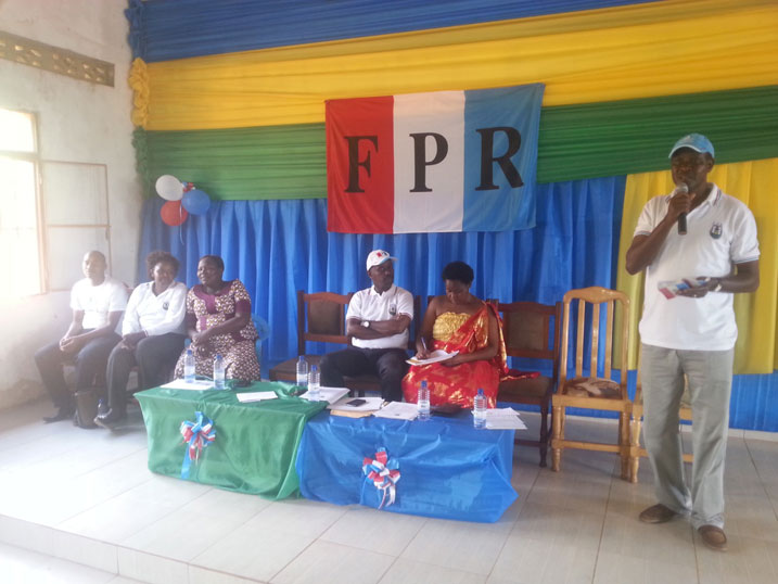 Abayobozi ba FPR mu kagari ka Ruhango bagaragaza ibyo bagezeho muri uyu mwaka.