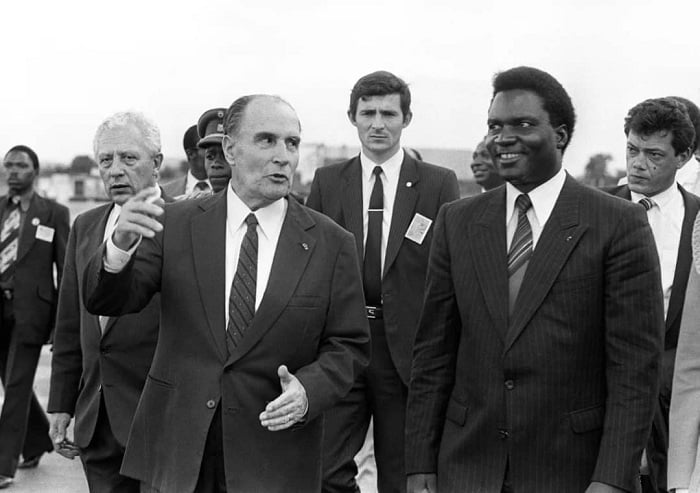 François Mitterrand i Kigali ari kumwe na Juvenal Habyarimana mu 1984 (Ifoto: AFP)