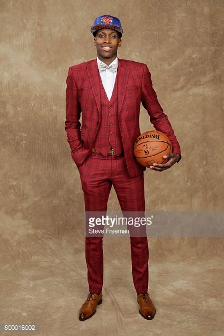 Frank Ntilikina afite uburebure bwa metero imwe na santimetero 96