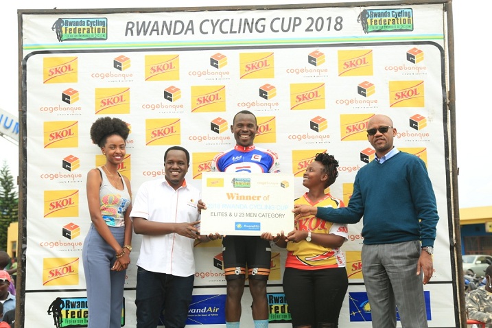 Gasore Hategeka yegukanye Rwanda Cycling Cup 2018