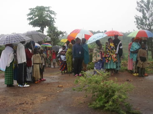 Abaturage imvura yose yabashiriyeho bashungeye iwabo wa Nyakwigendera