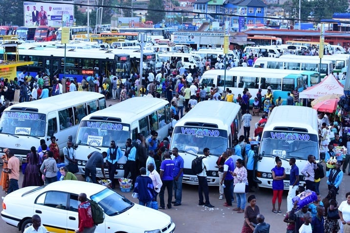 Amasoko ku modoka zitwara abagenzi mu buryo bwa rusange azajya atangawa n