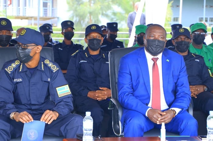 Minisitiri Gatabazi n'abayobozi batandukanye muri Polisi bitabiriye icyo gikorwa