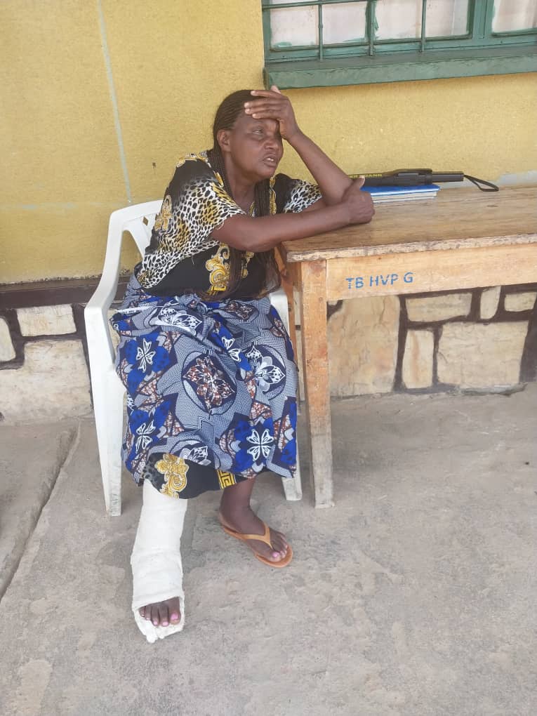 Uyu mubyeyi yari yicaye ategereje ko imodoka iza kumutwara ngo ajye gutora. Yishimira ko abarwayi bashyiriweho uburyo bwo gutora, akavuga ko yari ababajwe n'uko amatora ageze ari mu bitaro kuko yashakaga cyane kwihitiramo umuyobozi