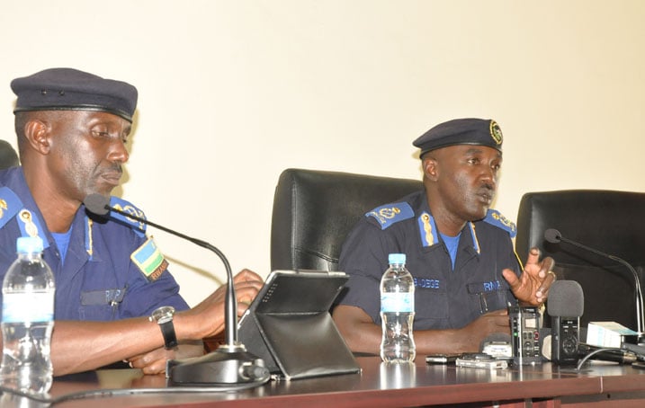 Umuvugizi wa Polisi, ACP Damas Gatare na ACP Theos Badege ukuriye ubugenzacyaha muri Polisi.