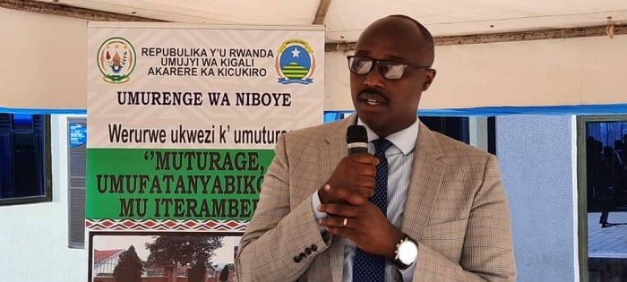 Mayor Rubingisa avuga ko abaturage ba Niboye bazarenga umurenge wabo bagatangira gufasha n'ab'ahandi