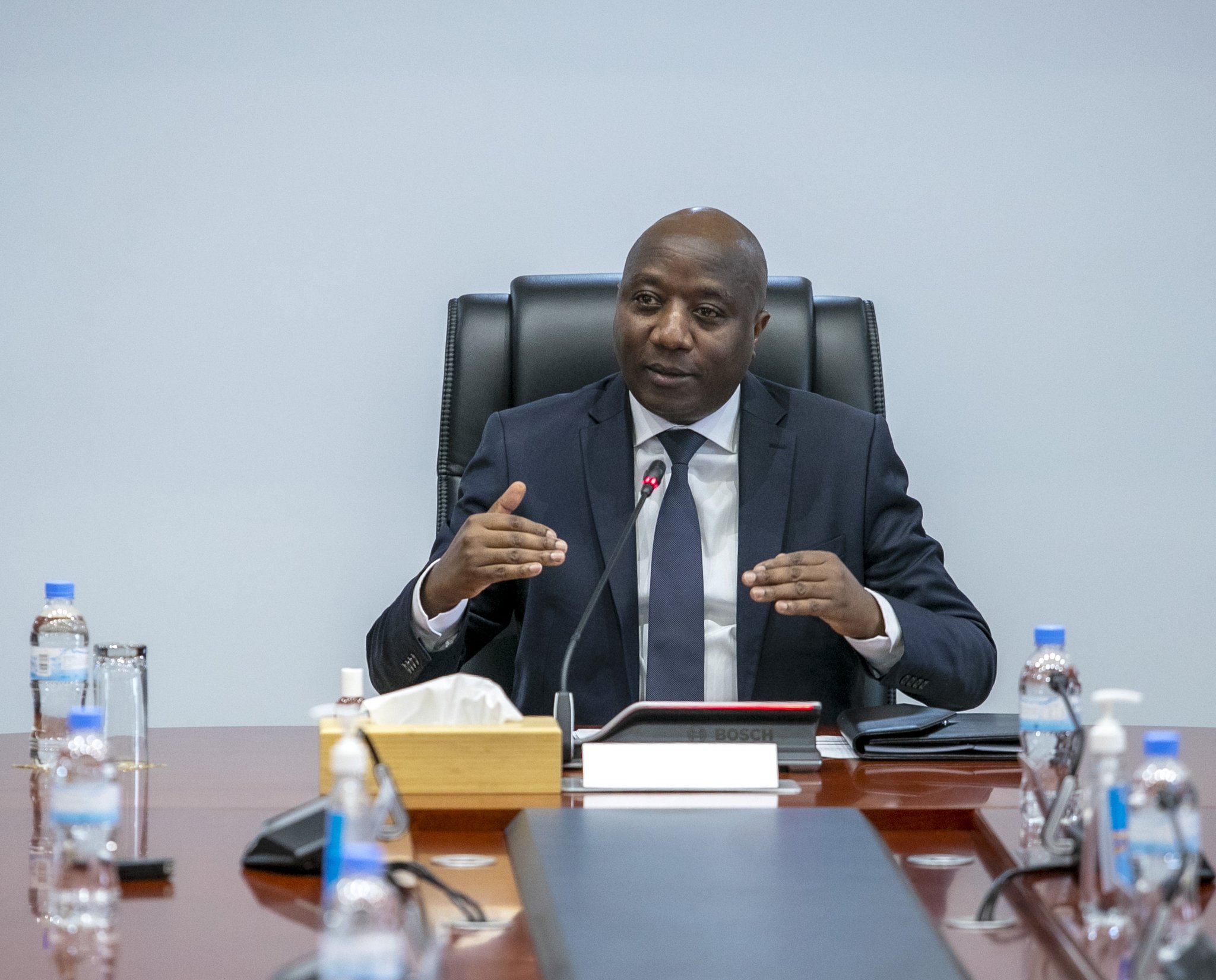 Minisitiri Dr. Ngirente yavuze ko ikibazo kiri ku bayobozi ba Congo 