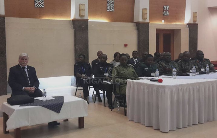 Gen Romeo Dallaire yatanze ikiniro i Kigali