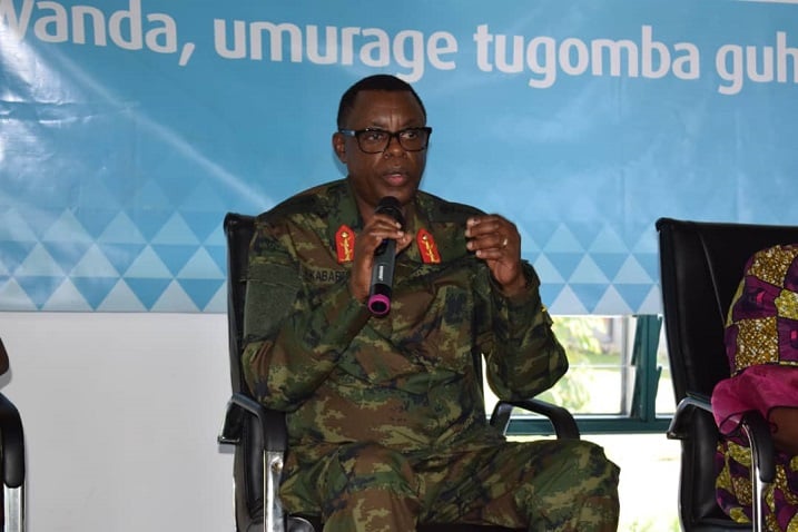 Gen James Kabarebe yasangije uru rubyiruko amwe mu mateka y'igihugu