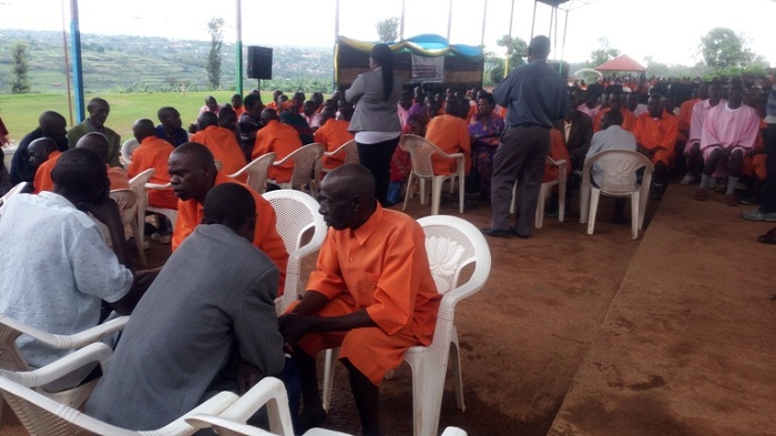 Abarokotse Jenoside bakomoka i Nyaruguru babanje kuganira n
