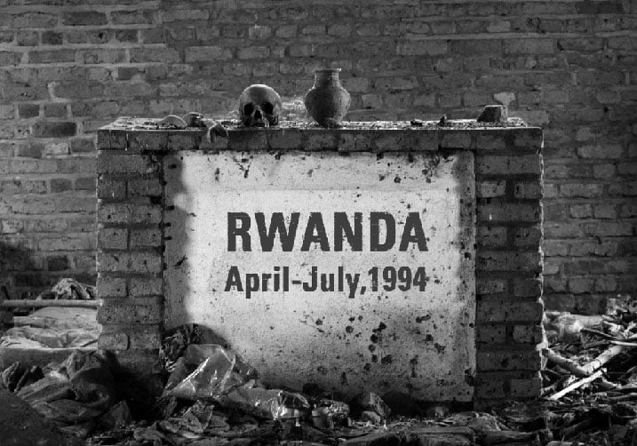 Mu ijoro ryo ku wa 6 rishyira ku wa 7 Mata 1994, indege yari itwaye uwari Perezida wa Repubulika Juvenal Habyarimana avuye Arusha muri Tanzaniya yamanuwe n'abantu kugeza n'ubu bataramenyekana. Kuva ku wa 7 Mata 1994 mu gihe cy'iminsi ijana abatutsi bicwaga iyicarubozo bakorerwa Jenoside na Leta yiyise iy'abatabazi. Jenoside yahagaritswe n'inkotanyi ku wa 4 Nyakanga 1994 zibohora u Rwanda n'Abanyarwanda.