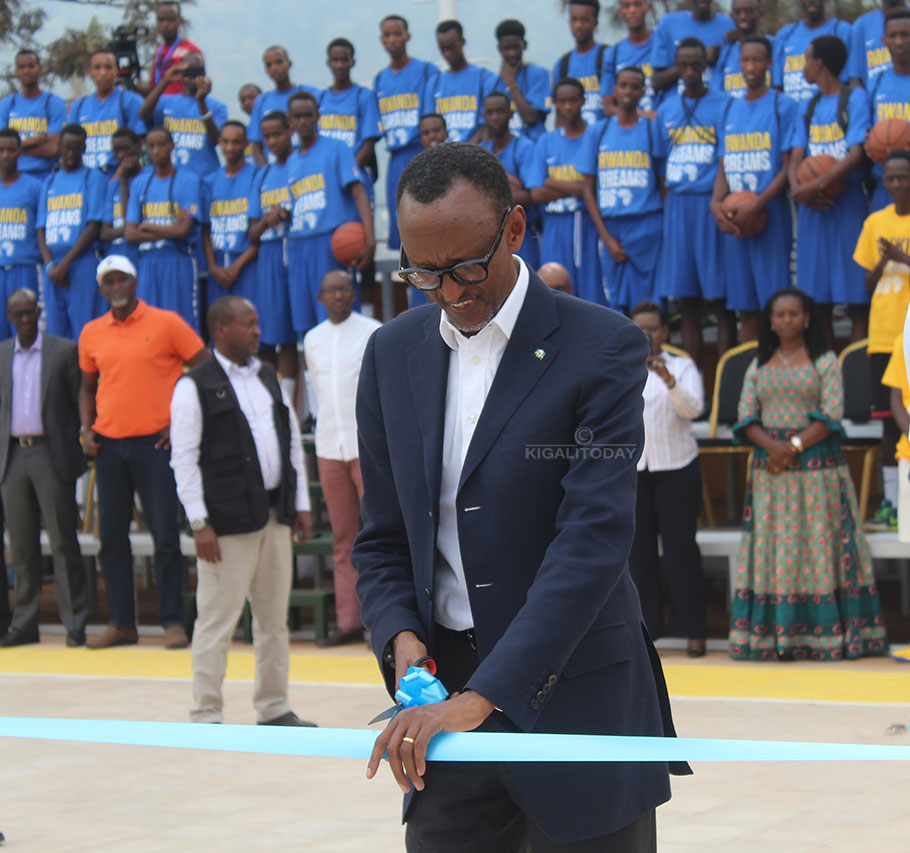 Perezida Kagame afungura ku mugaragaro iki kibuga