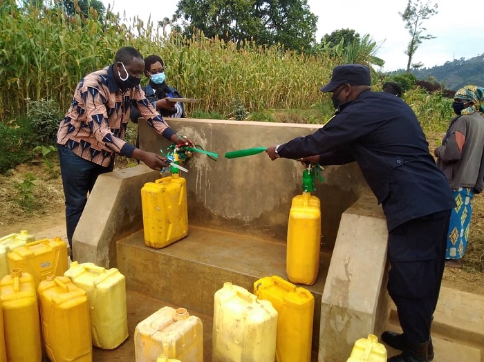 Mu Karere ka Gicumbi hatashywe umuyoboro w'amazi Museke-Nyankenke-Miyove