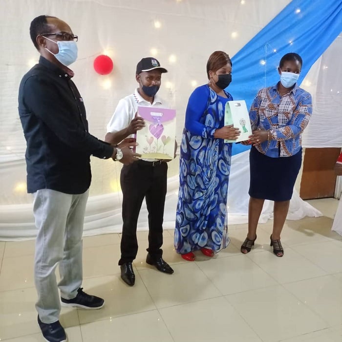 Umuryango FPR-Inkotanyi watanze ibihembo ku midugudu igize Akagari ka Musezero yesheje umuhigo mu gutanga musanzu