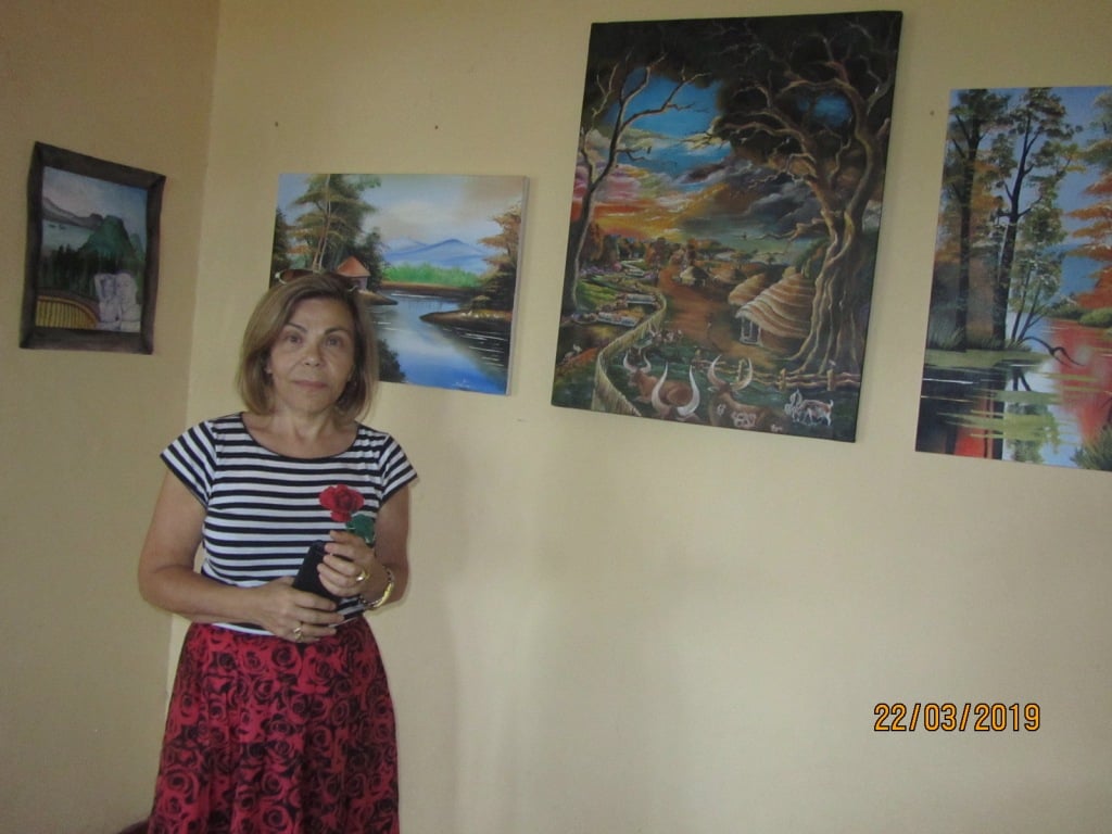 Giustina Perniola avuga ko kumurika ibihangano bizafasha ba nyirabyo gutera imbere