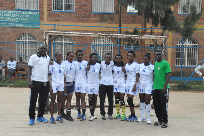 Gorillas Handball Club y