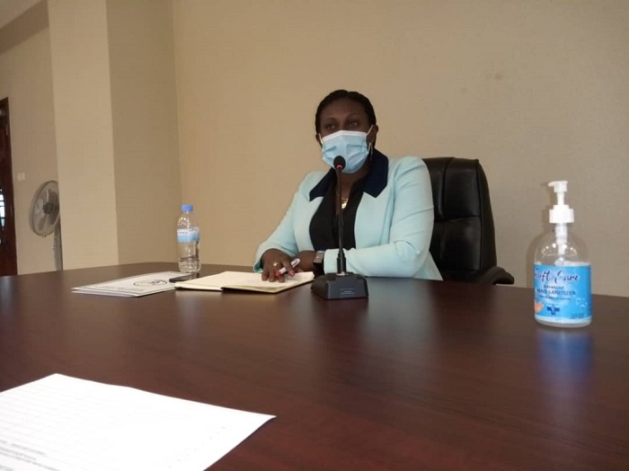 Guverineri Kayitesi avuga ko ubuyobozi bw'intara buri gushaka uko inganda zahoze i Huye zongera gukora