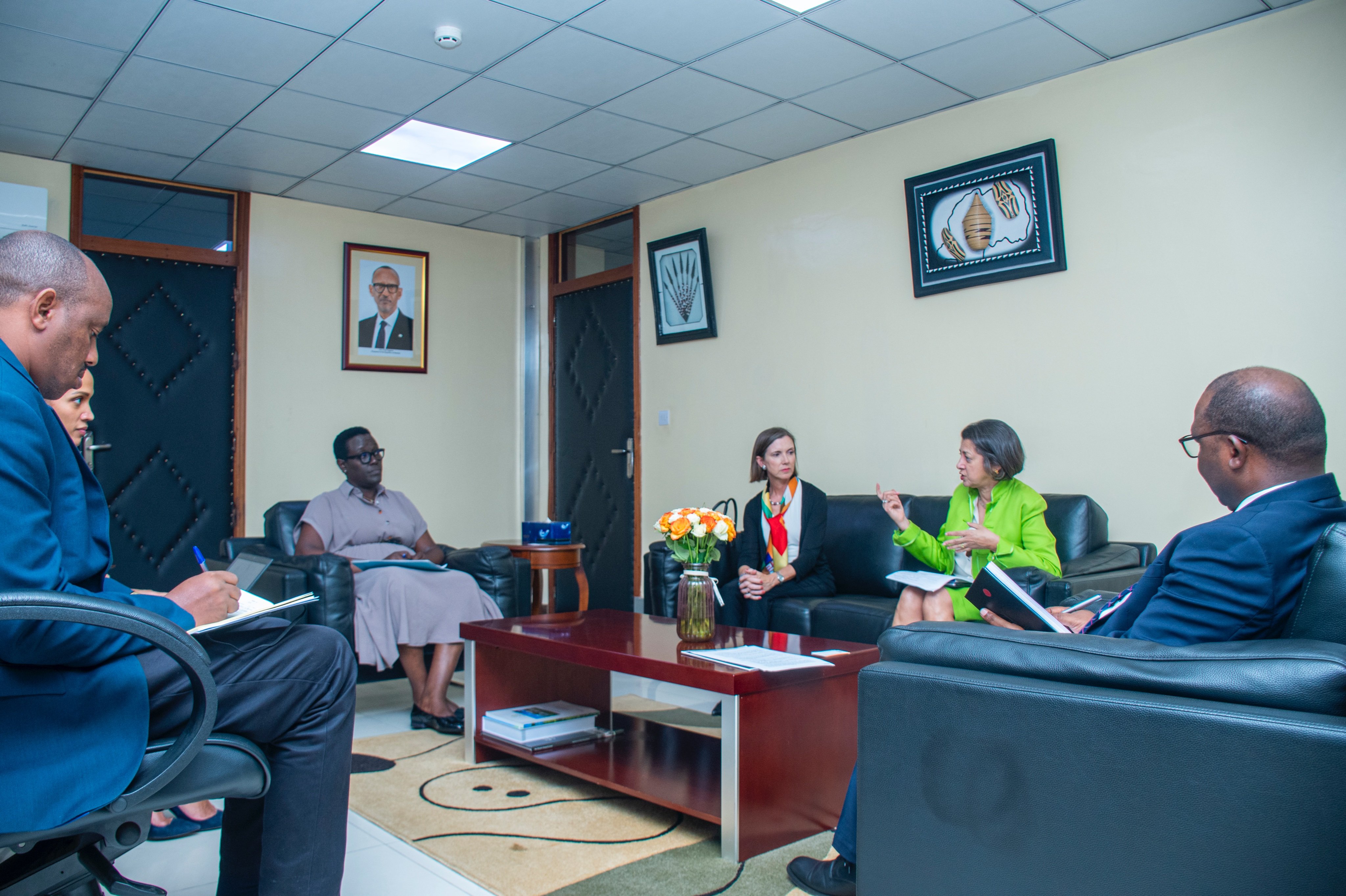 Baganiriye no ku nama yo kurwego rwo hejuru ya Scaling Up Nutrition izabere mu Rwanda uyu mwaka