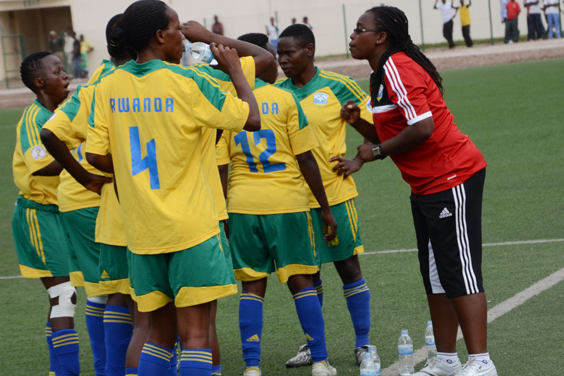 Grace Nyinawumuntu wagize uruhare runini mu ikipe ya AS Kigali yiharira ibikombe byo mu Rwanda mu bagore, akaba ari nawe mutoza w'ikipe y'igihugu kugeza ubu nawe yize Siporo muri KIE