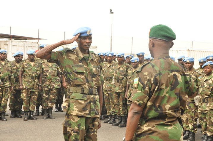 Ingabo zivuye mu butumwa bw'amahoro muri Centre Afrique zari ziyobowe na Major Senono.