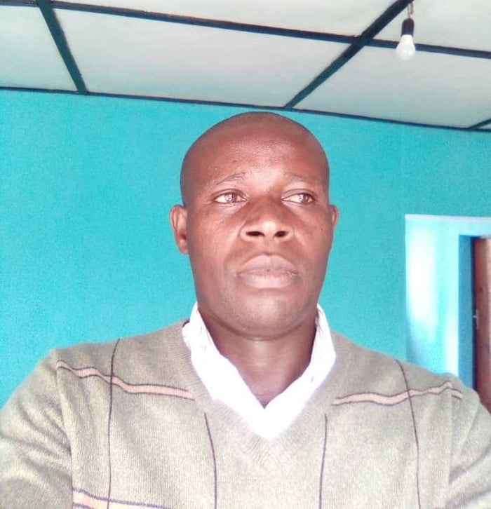 Ukurikiyimfura Adolphe (Umurezi)