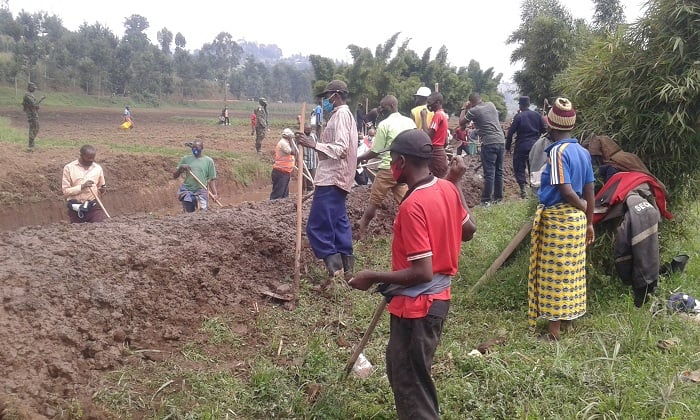 Abaturage barashimira Leta yatunganyije igishanga cya Kamiranzovu
