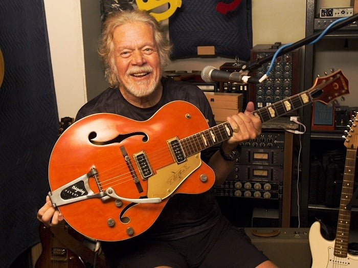 Randy Bachman yongeye kubona gitari ye yibwe mu myaka 46 ishize