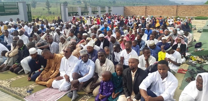 Abayisilamu basabwe gusabana batijandika mu bibi