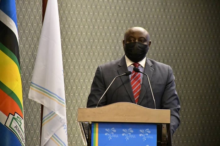 Guverineri Gasana yasabye abasora mu Ntara ayobora gukora ibishoboka buri gihe bakajya bahora ku isonga mu gutanga imisoro n'amahoro