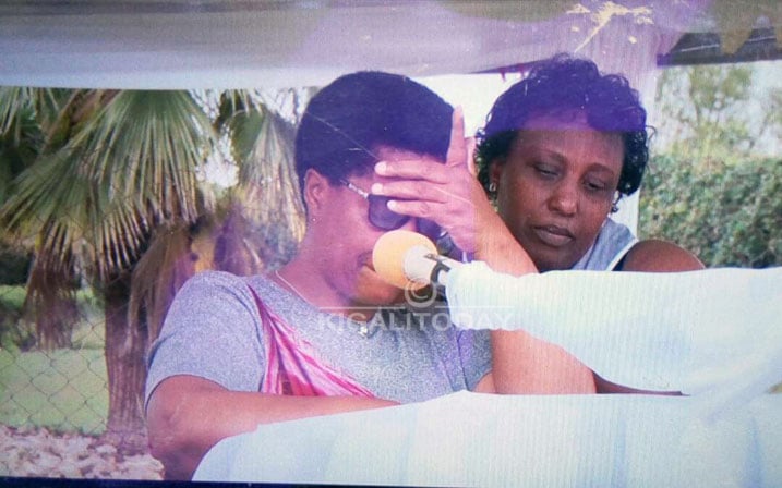 Guverineri Mureshyankwano yarize ubwo yari agiye kuvuga ijambo 
