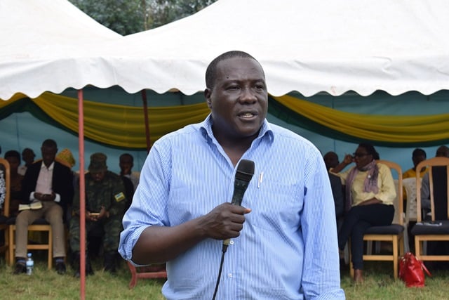 Guverineri gatabazi yabajijwe ibibazo byoroshye usanga byaradindiriye mu nzego z'ibanze