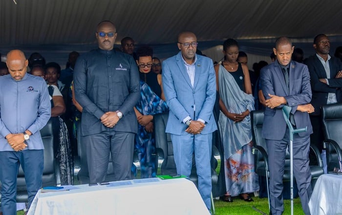 Guverineri Rubingisa yanenze abayobozi bishe abaturage aho kubarinda