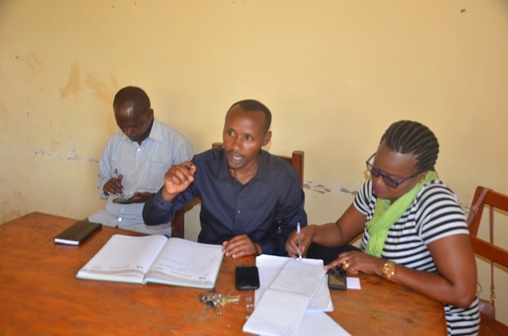 Habiyaremye Frodouard Umukozi w'akarere ushinzwe ubugenzuzi bw'umurimo mu karere ka Rusizi hagati avuga ko bagiye guhana abafatanywe abana