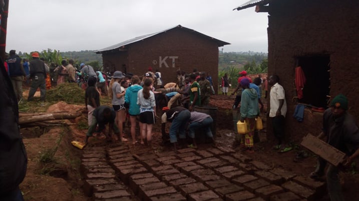 Habumbwe amatafari yo kuzubaka ibikoni n'imisarane