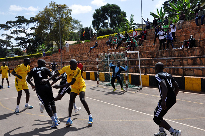  u Rwanda ruhanganye n'ingabo za Uganda mu mukino wa Handball