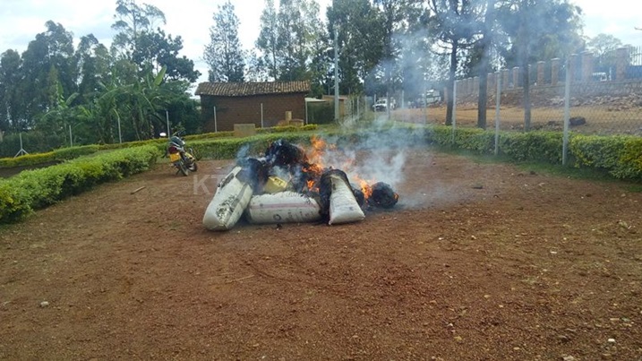 Hangije ibiyobyabwenge mu rwego rwo gukora ubuangurambaga ku kwirinda ibiyobyabwenge.