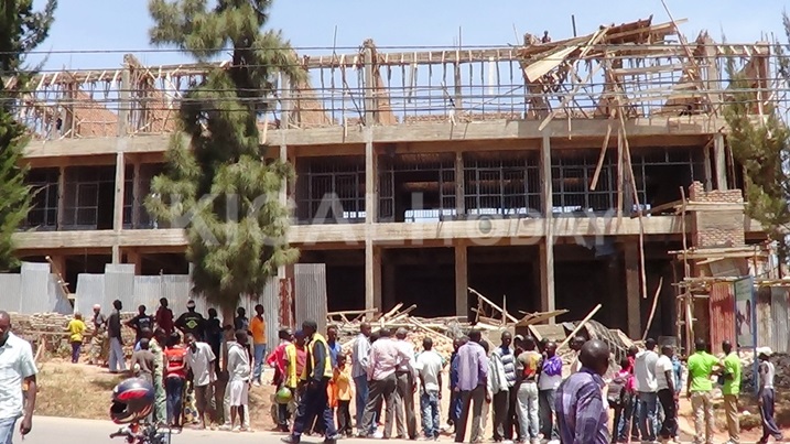 hari abasaba ko inzu zubakwa zakorerwa igenzura niba zibaranye n'umubare ziteganyijwe kwakira.