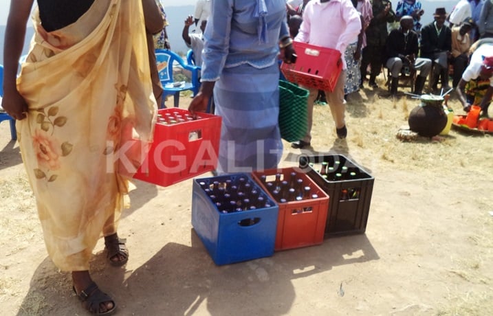 Hari ibinyobwa bitandukanye muri uyu muganura.