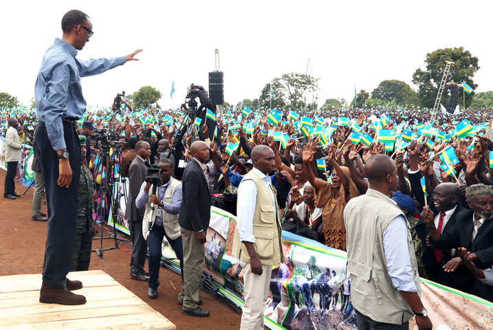 Perezida Kagame yasabye abaturage guharanira umutekano kuko igihe cyo kuwubura u Rwanda rwakivuyemo.