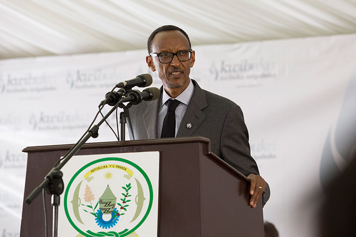 Perezida Kagame avuga ko abarokotse Jenoside bagihigwa mu bundi buryo.